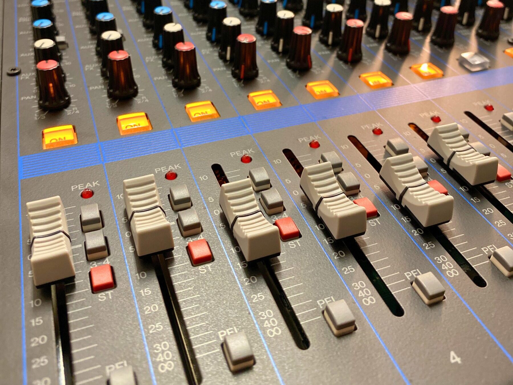 機材紹介☆アナログミキサー